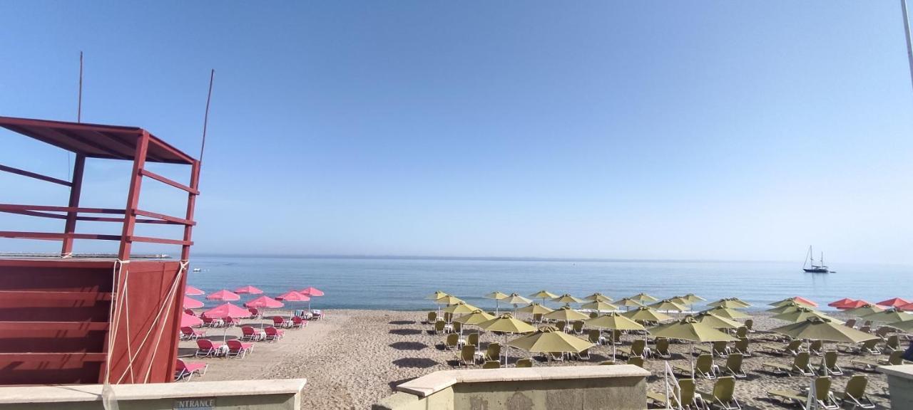 Beach Holiday Homes Rétino Exterior foto